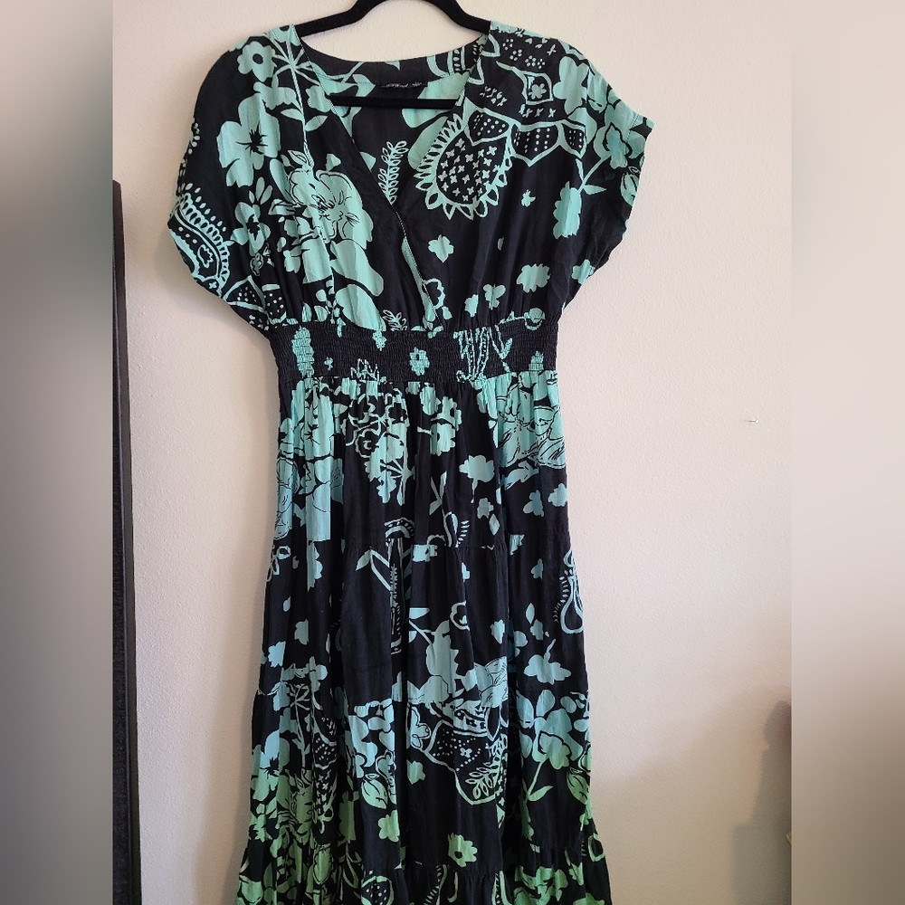 Phool Floral Black and Green Women's Dress. Size PL